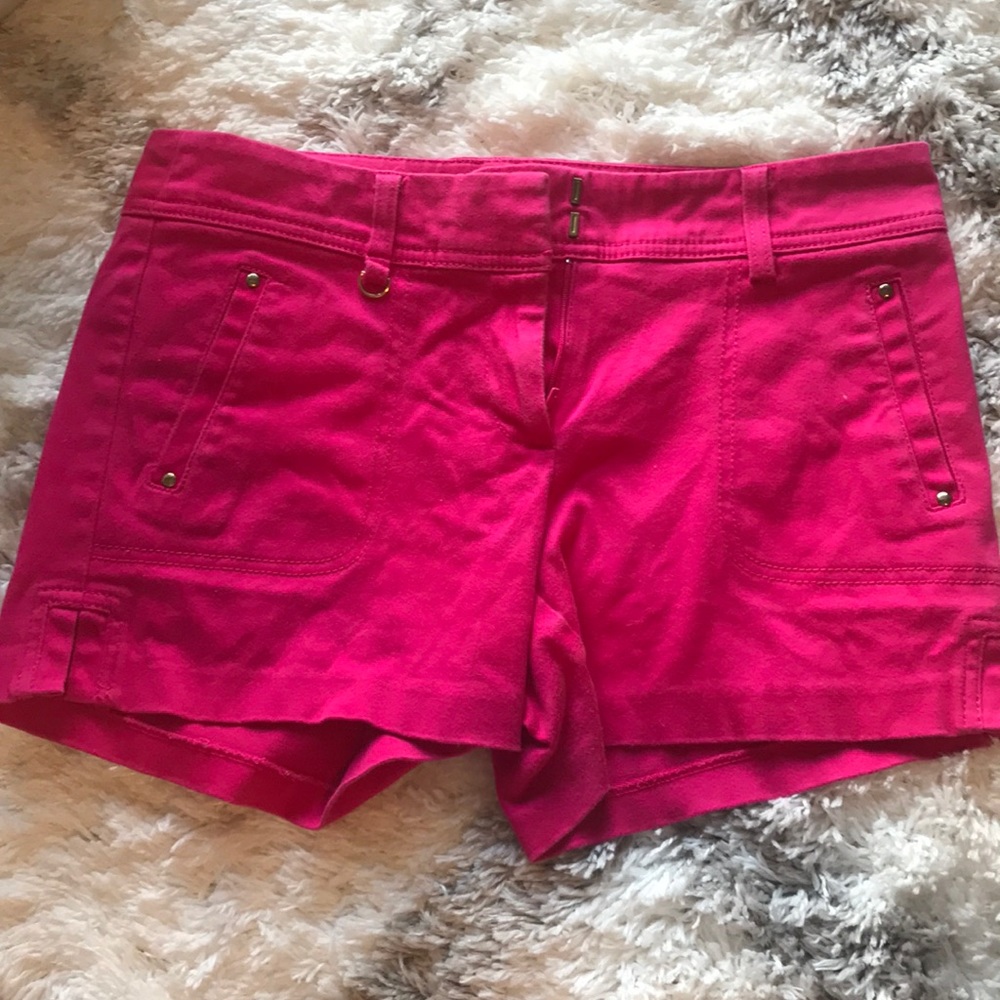 Pink cache shorts